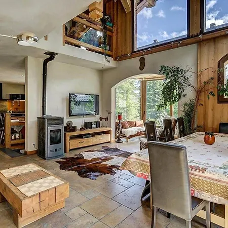 Chalet Alpina 度假居